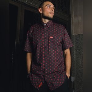 Dixxon Flannel Company Red Drip Bougie S/S Flannel *NWT*